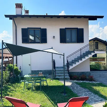 Luci Apartament Carriola